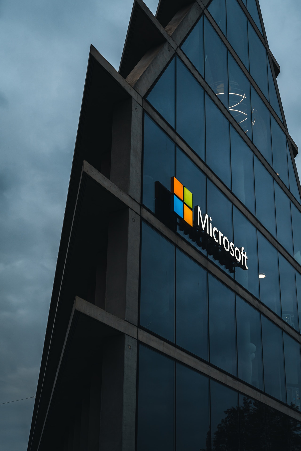 Microsoft obtém aprovação antitruste na UE (Sal de Lellis)